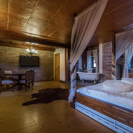 Otel Chateau 3*