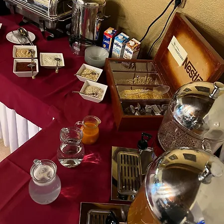 科拉科瓦尼城堡酒店 Krakovany