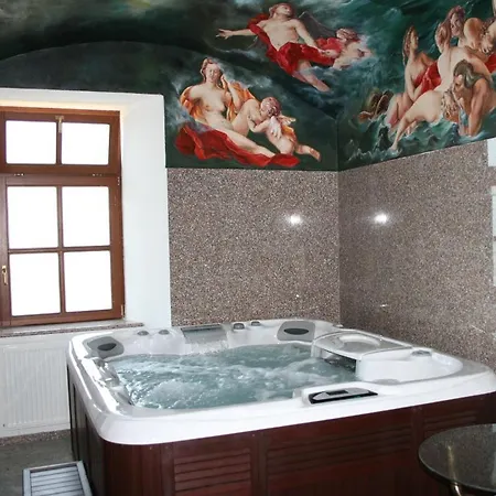 Hotel Chateau 3*