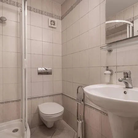 科拉科瓦尼城堡酒店 Krakovany